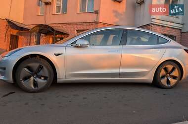 Седан Tesla Model 3 2018 в 
