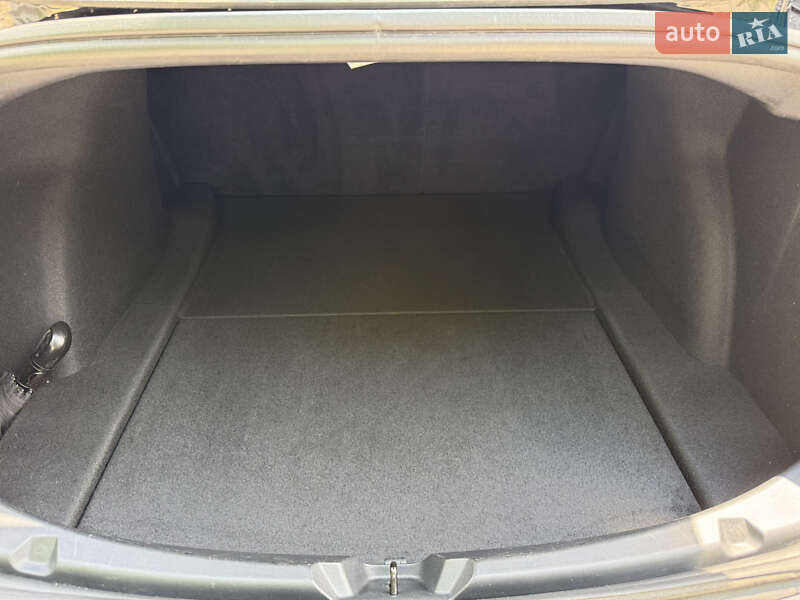 Седан Tesla Model 3 2022 в Вінниці