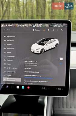 Седан Tesla Model 3 2018 в 