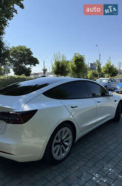 Седан Tesla Model 3 2022 в Одессе