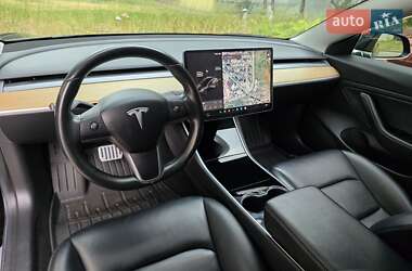 Седан Tesla Model 3 2019 в 