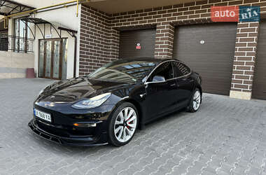 Седан Tesla Model 3 2018 в 