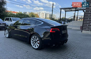 Седан Tesla Model 3 2018 в 