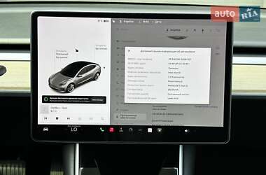 Седан Tesla Model 3 2018 в 