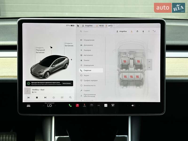 Седан Tesla Model 3 2018 в Києві