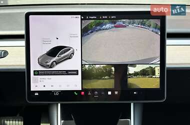 Седан Tesla Model 3 2018 в 
