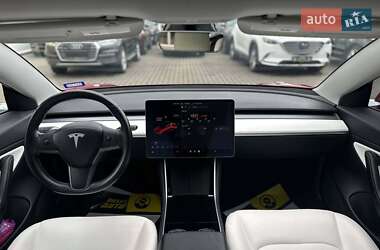 Седан Tesla Model 3 2018 в 