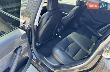 Седан Tesla Model 3 2018 в 