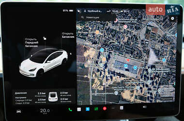 Седан Tesla Model 3 2019 в 