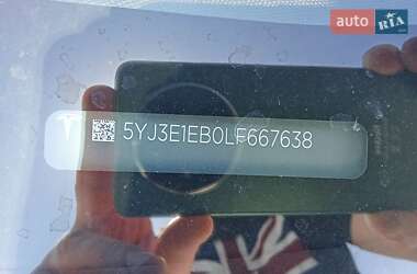 Седан Tesla Model 3 2020 в 