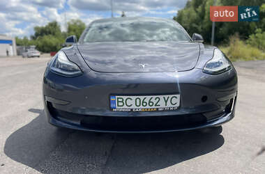 Седан Tesla Model 3 2019 в 