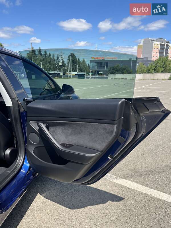 Седан Tesla Model 3 2022 в Києві фото 13 Седан Tesla Model 3 2022 в Києві