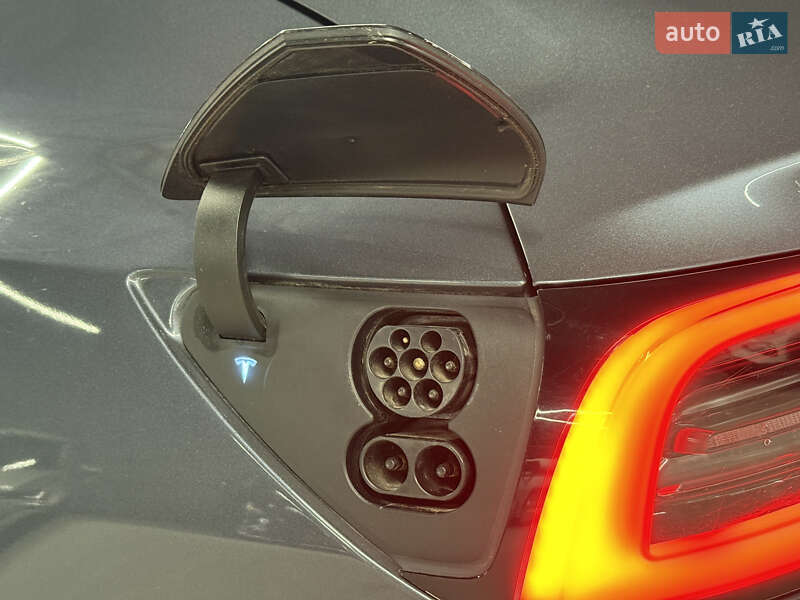Седан Tesla Model 3 2019 в Владимире
