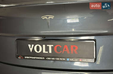 Седан Tesla Model 3 2019 в 