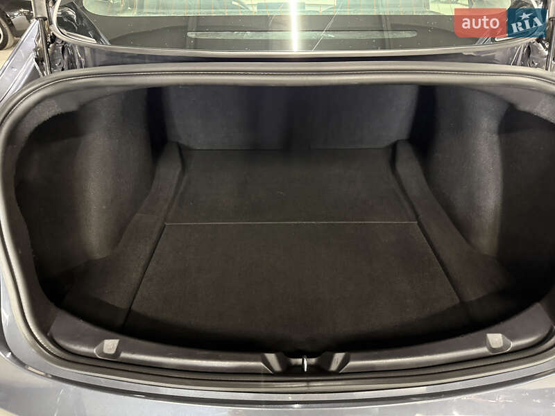 Седан Tesla Model 3 2019 в Владимире