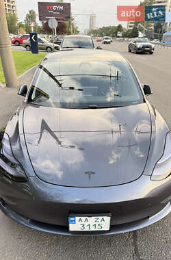 Седан Tesla Model 3 2019 в 