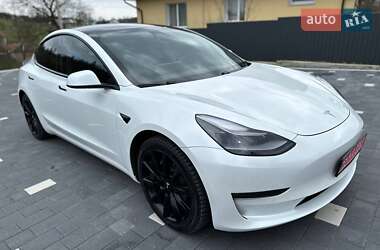 Седан Tesla Model 3 2021 в Коломые