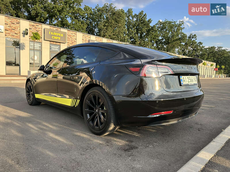Седан Tesla Model 3 2021 в Белой Церкви