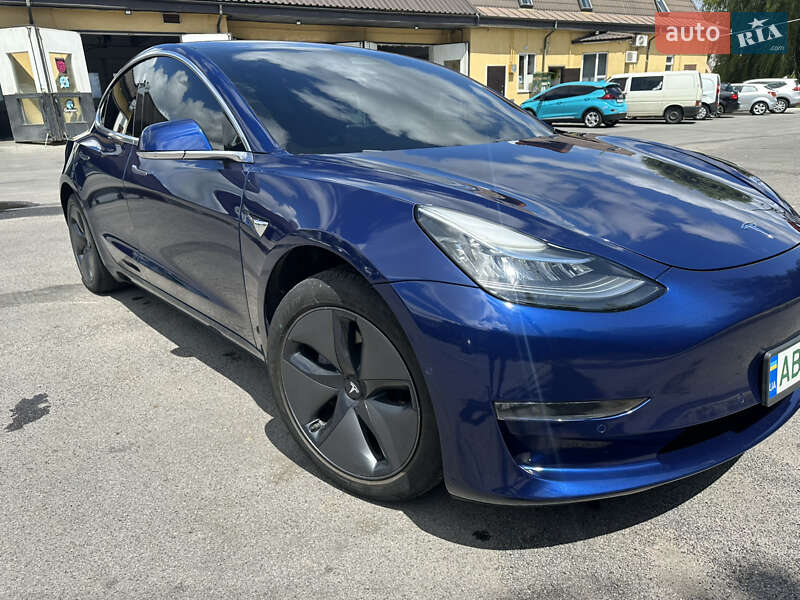 Tesla Model 3 2018