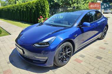 Седан Tesla Model 3 2022 в Рівному