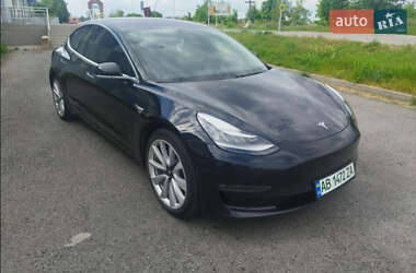 Седан Tesla Model 3 2018 в Києві