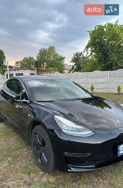 Седан Tesla Model 3 2018 в 