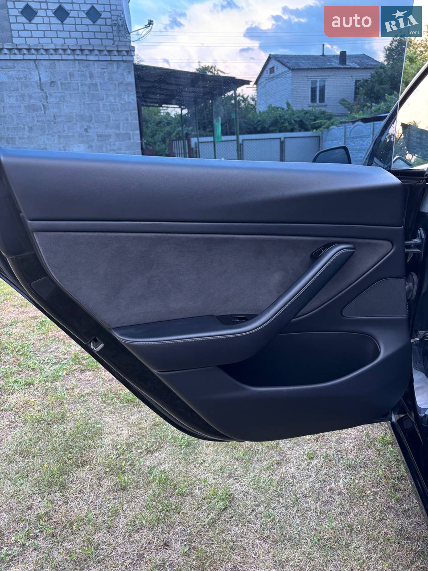 2018 Tesla Model 3 - мініатюра 9