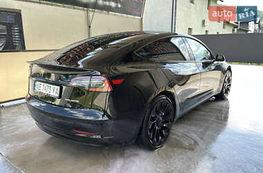 Седан Tesla Model 3 2022 в 