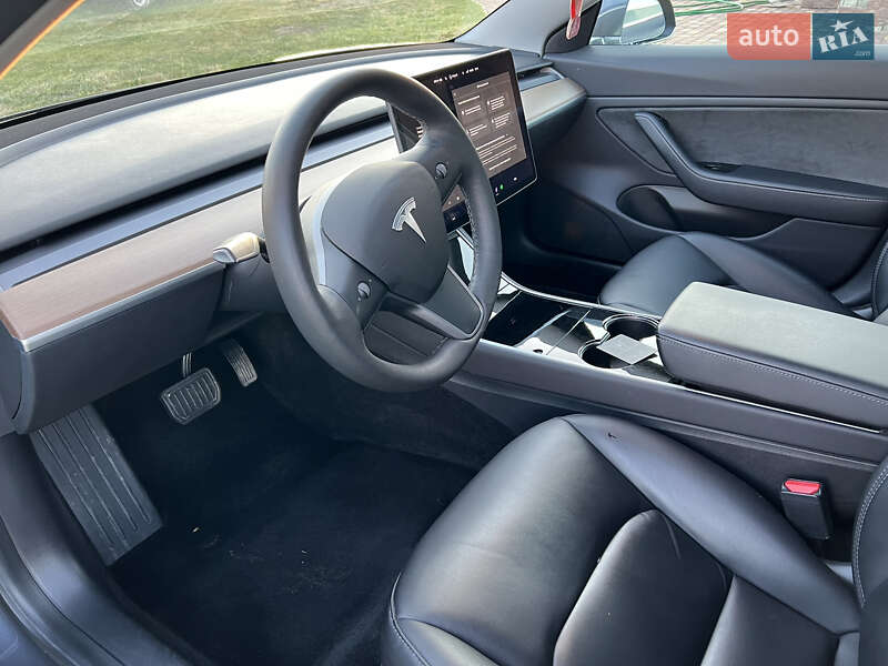 Седан Tesla Model 3 2019 в Харькове