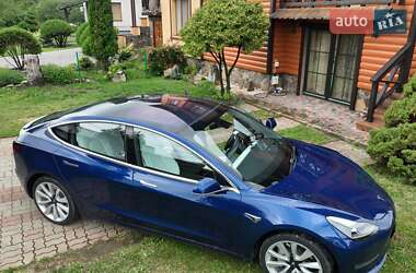 Седан Tesla Model 3 2018 в Києві