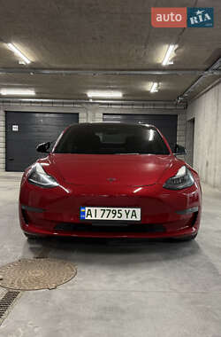 Седан Tesla Model 3 2022 в Білій Церкві