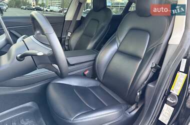 Седан Tesla Model 3 2019 в 