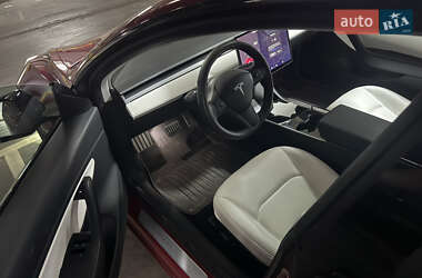 Седан Tesla Model 3 2018 в 