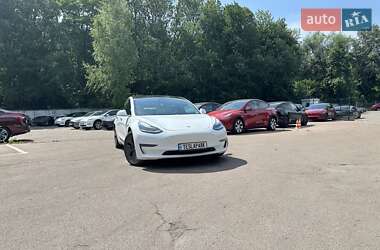 Седан Tesla Model 3 2018 в 