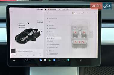 Седан Tesla Model 3 2018 в 