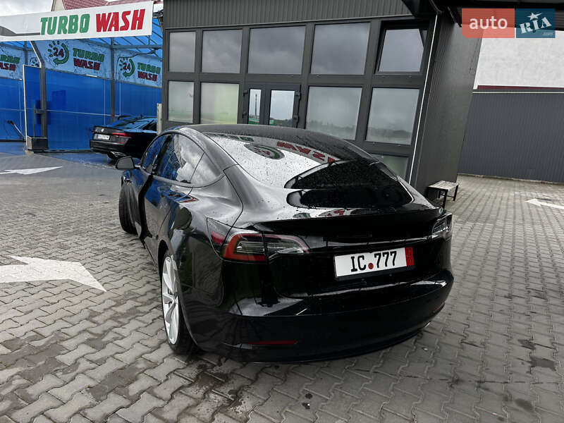 Седан Tesla Model 3 2018 в Кам'янець-Подільському