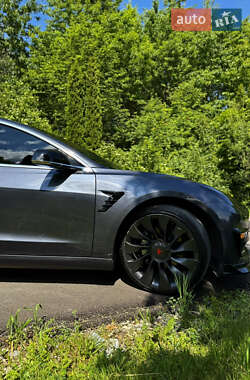 Седан Tesla Model 3 2018 в 