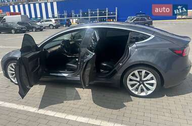 Седан Tesla Model 3 2018 в 