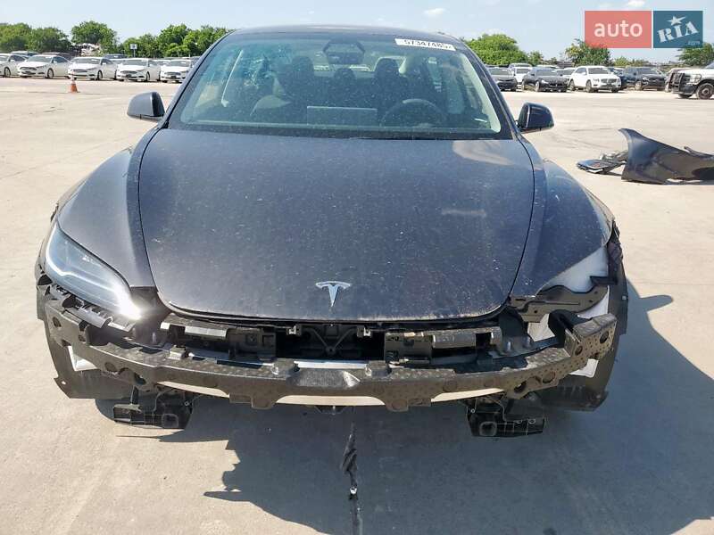 Седан Tesla Model 3 2024 в Львові