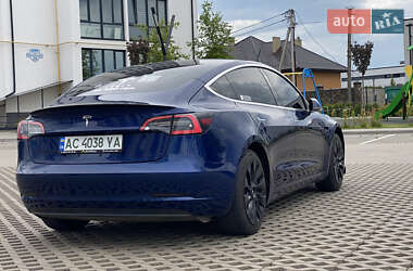 Седан Tesla Model 3 2018 в 