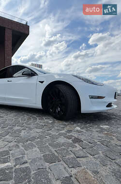 Седан Tesla Model 3 2021 в Днепре