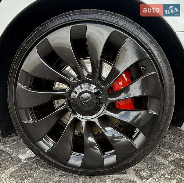 Седан Tesla Model 3 2021 в Днепре