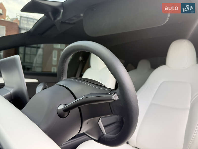 Седан Tesla Model 3 2021 в Дніпрі
