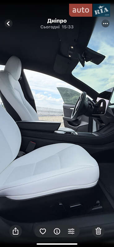 Седан Tesla Model 3 2021 в Днепре