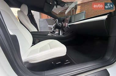 Седан Tesla Model 3 2021 в Днепре