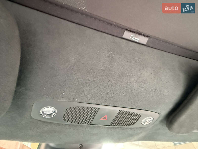 Седан Tesla Model 3 2021 в Днепре