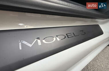 Седан Tesla Model 3 2021 в Днепре