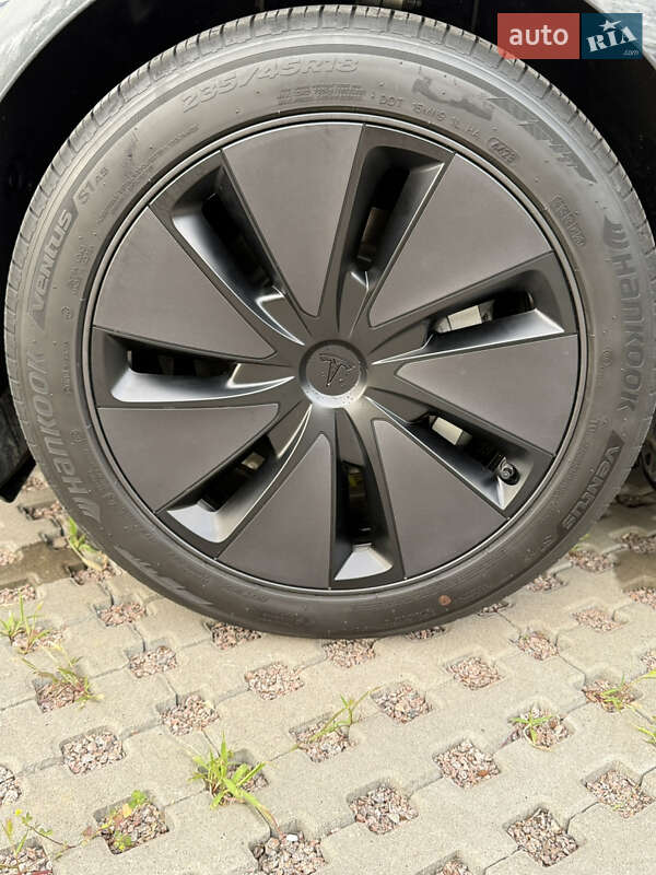 Седан Tesla Model 3 2024 в Киеве фото 16 Седан Tesla Model 3 2024 в Киеве