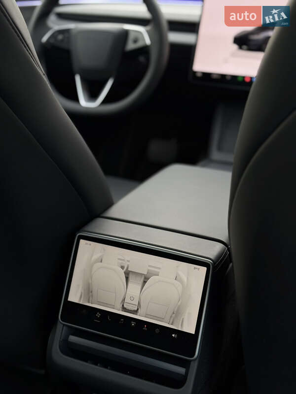 Седан Tesla Model 3 2024 в Киеве фото 20 Седан Tesla Model 3 2024 в Киеве