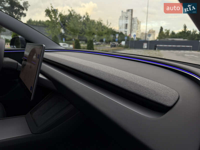 Седан Tesla Model 3 2024 в Киеве фото 25 Седан Tesla Model 3 2024 в Киеве